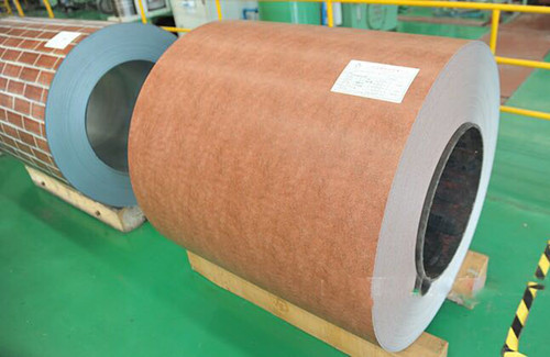 彩鋼板的優(yōu)勢(shì)具體體現(xiàn)在哪些方面？